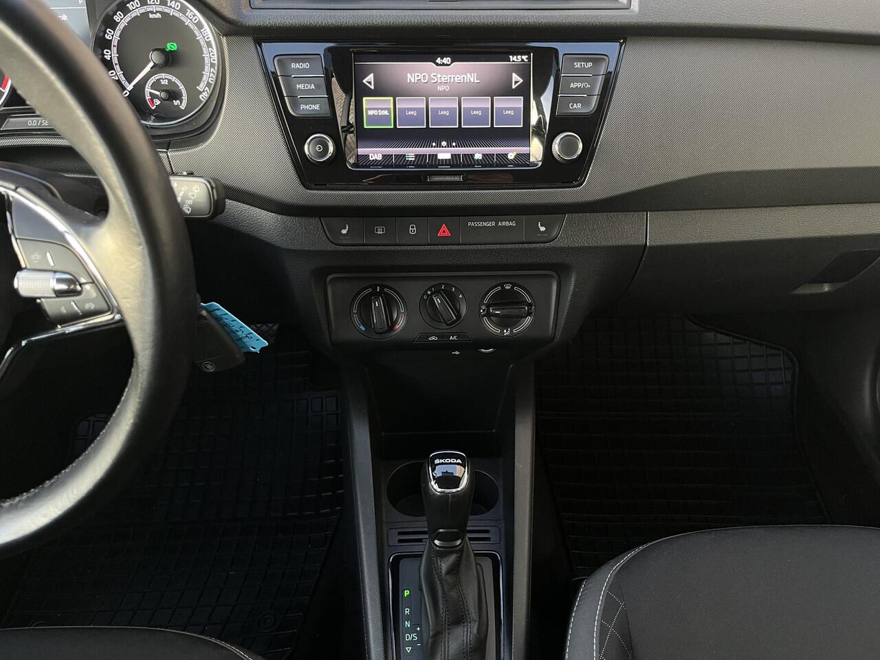 Skoda FABIA 1.0 TSI Ambition | Stoelverwarming | Parkeersensoren | Airco | DAB+ |