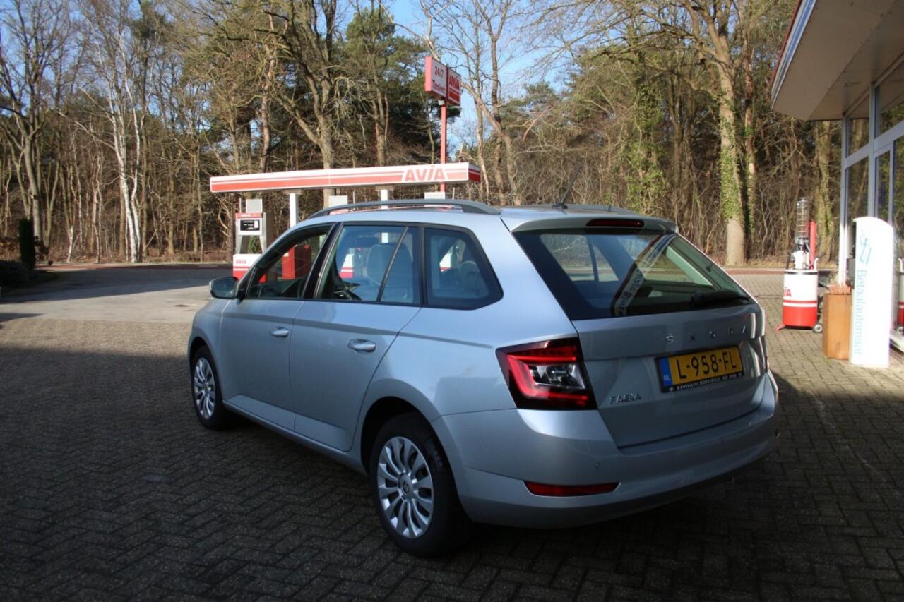 Skoda FABIA 1.0 TSI Ambition, PDC, Airco, Navi, Cruise