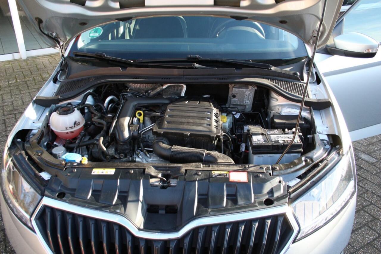 Skoda FABIA 1.0 TSI Ambition, PDC, Airco, Navi, Cruise