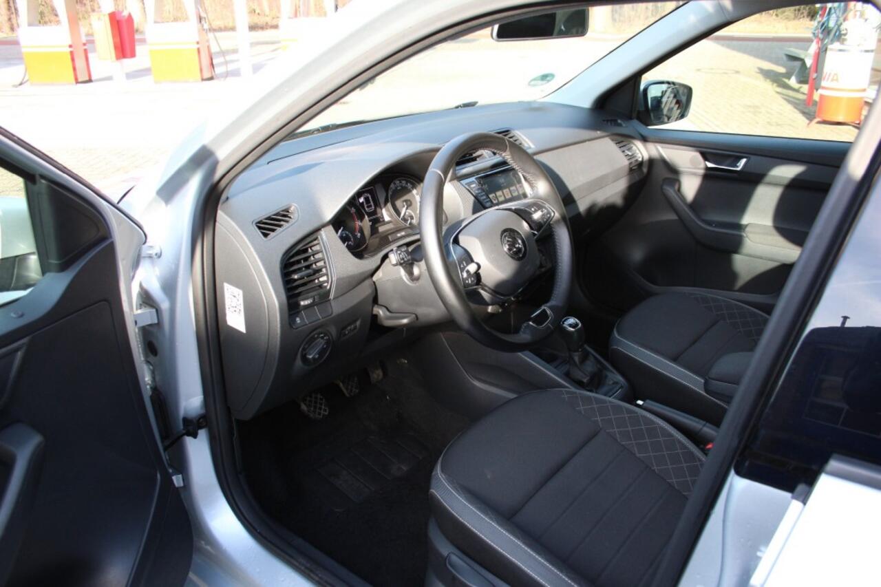 Skoda FABIA 1.0 TSI Ambition, PDC, Airco, Navi, Cruise