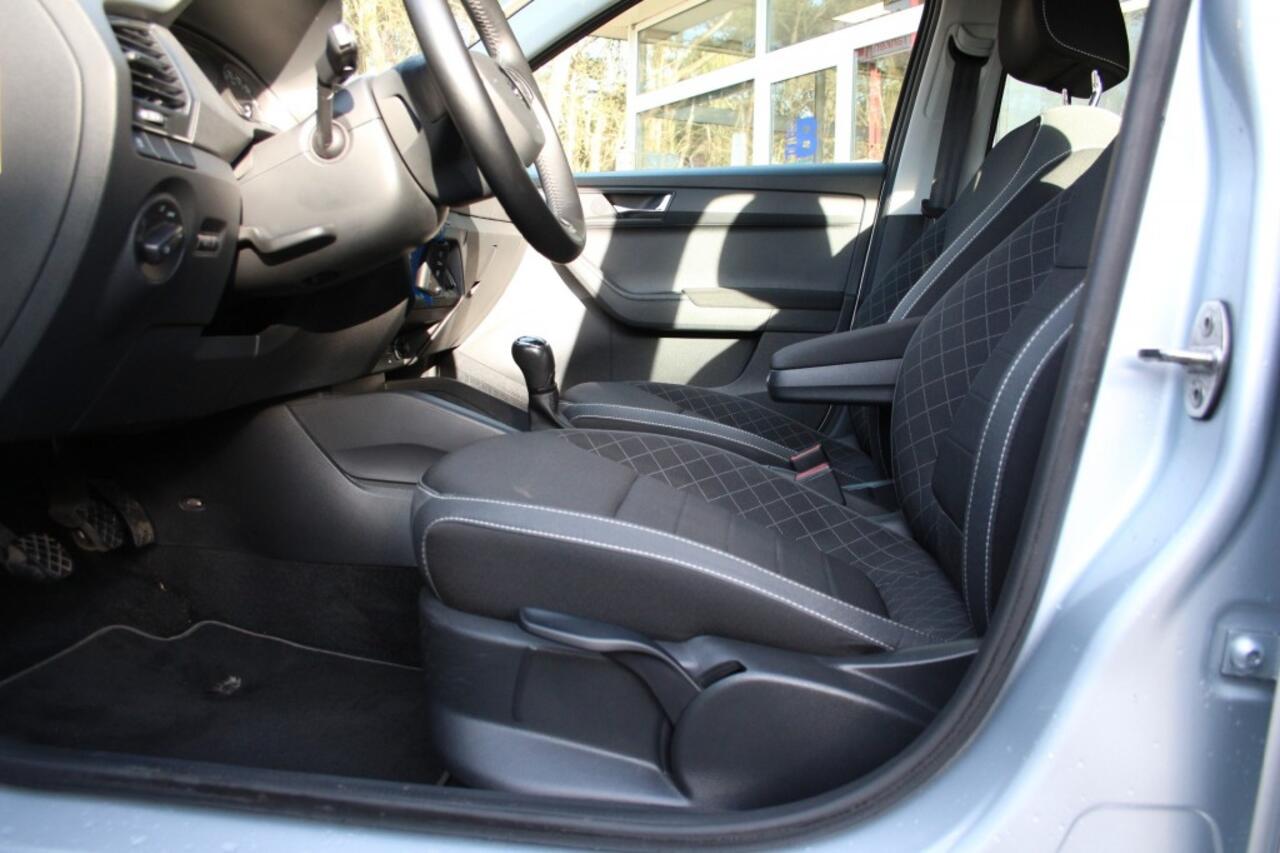 Skoda FABIA 1.0 TSI Ambition, PDC, Airco, Navi, Cruise