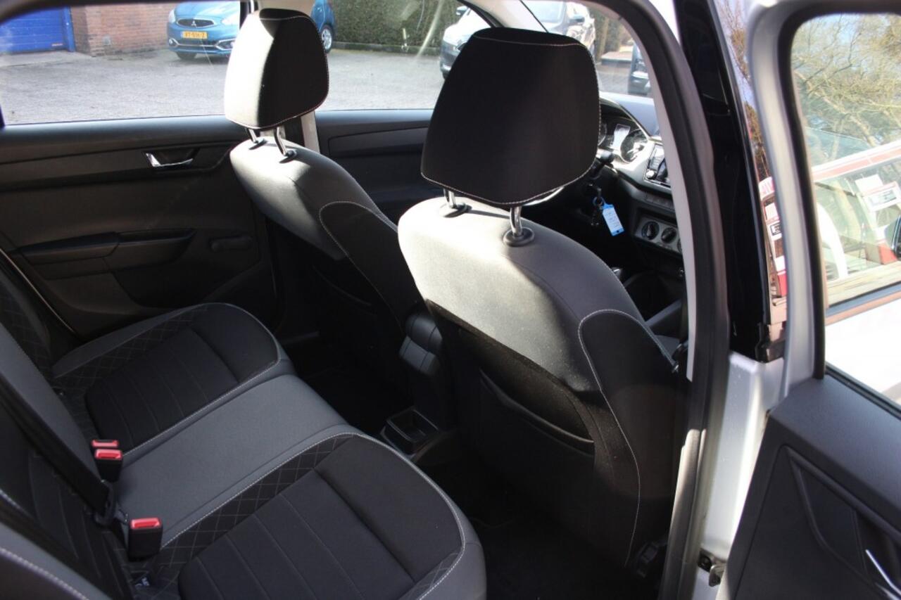 Skoda FABIA 1.0 TSI Ambition, PDC, Airco, Navi, Cruise