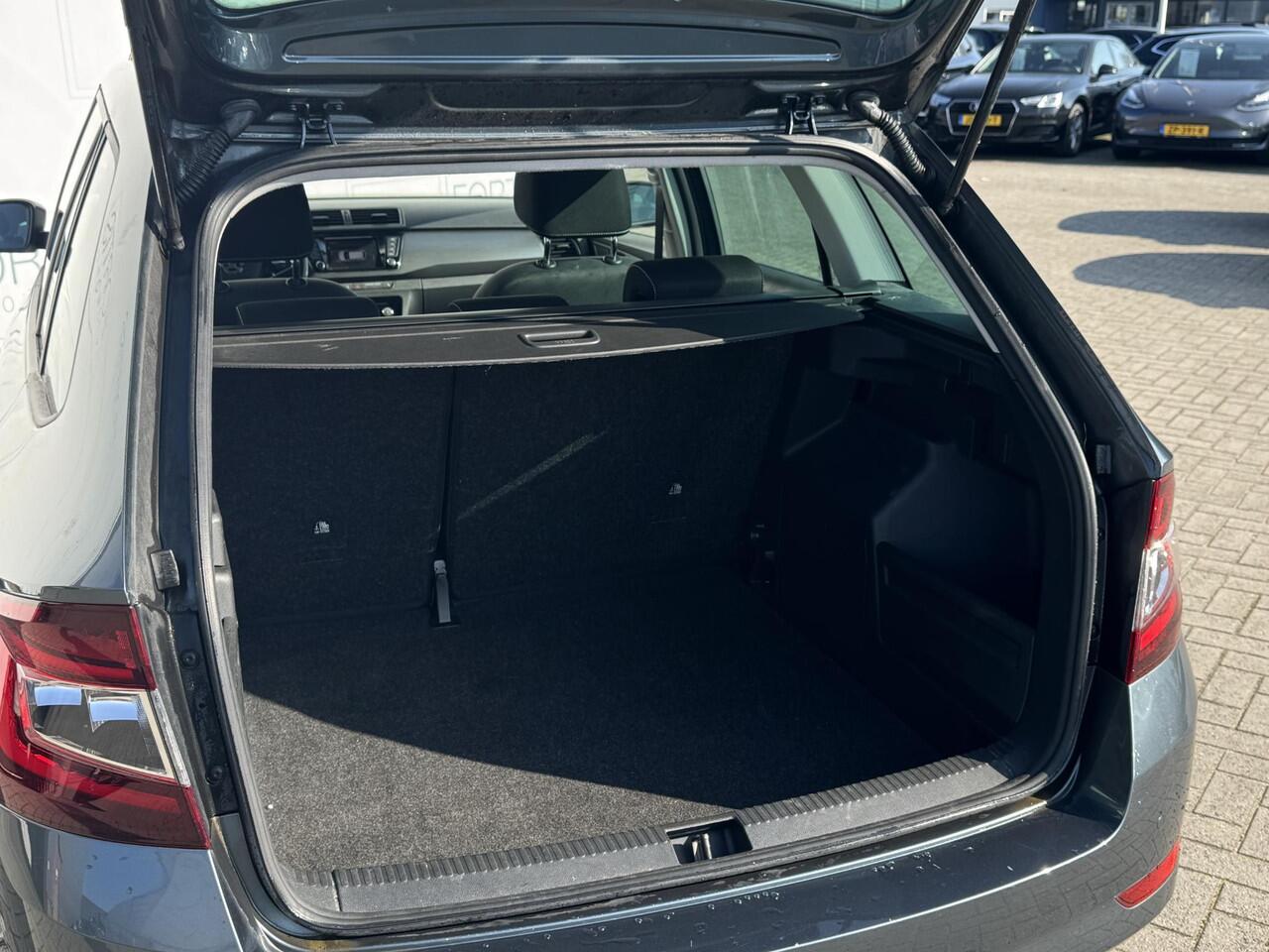 Skoda FABIA Combi 1.0 TSI Style STOELVERWARMING | NAVI | PDC V+A | ECC