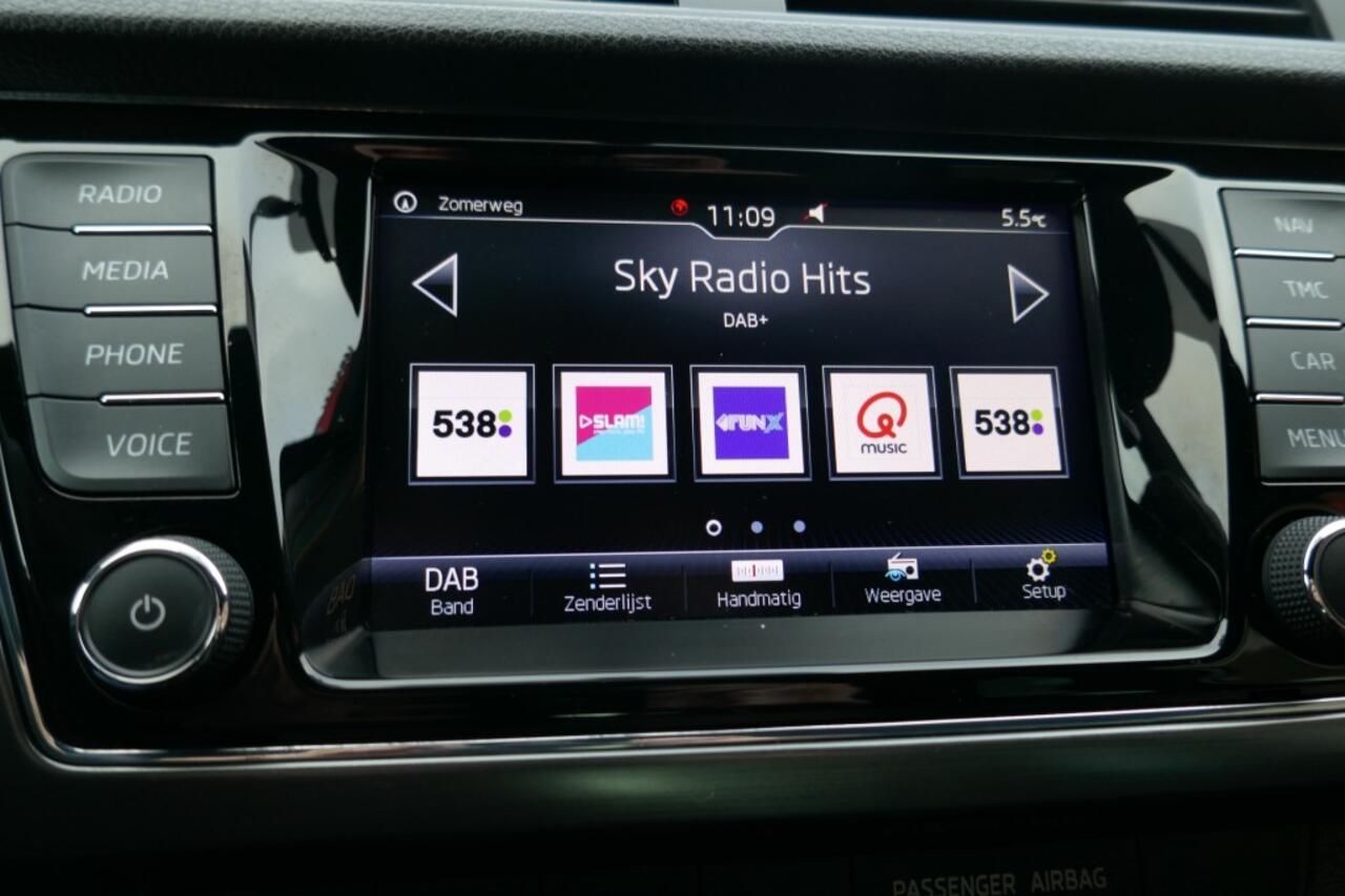 Skoda FABIA 1.0 TSI SPORT BUSINESS AIRCO/APPLE CARPLAY ANDROID AUTO/NL AUTO