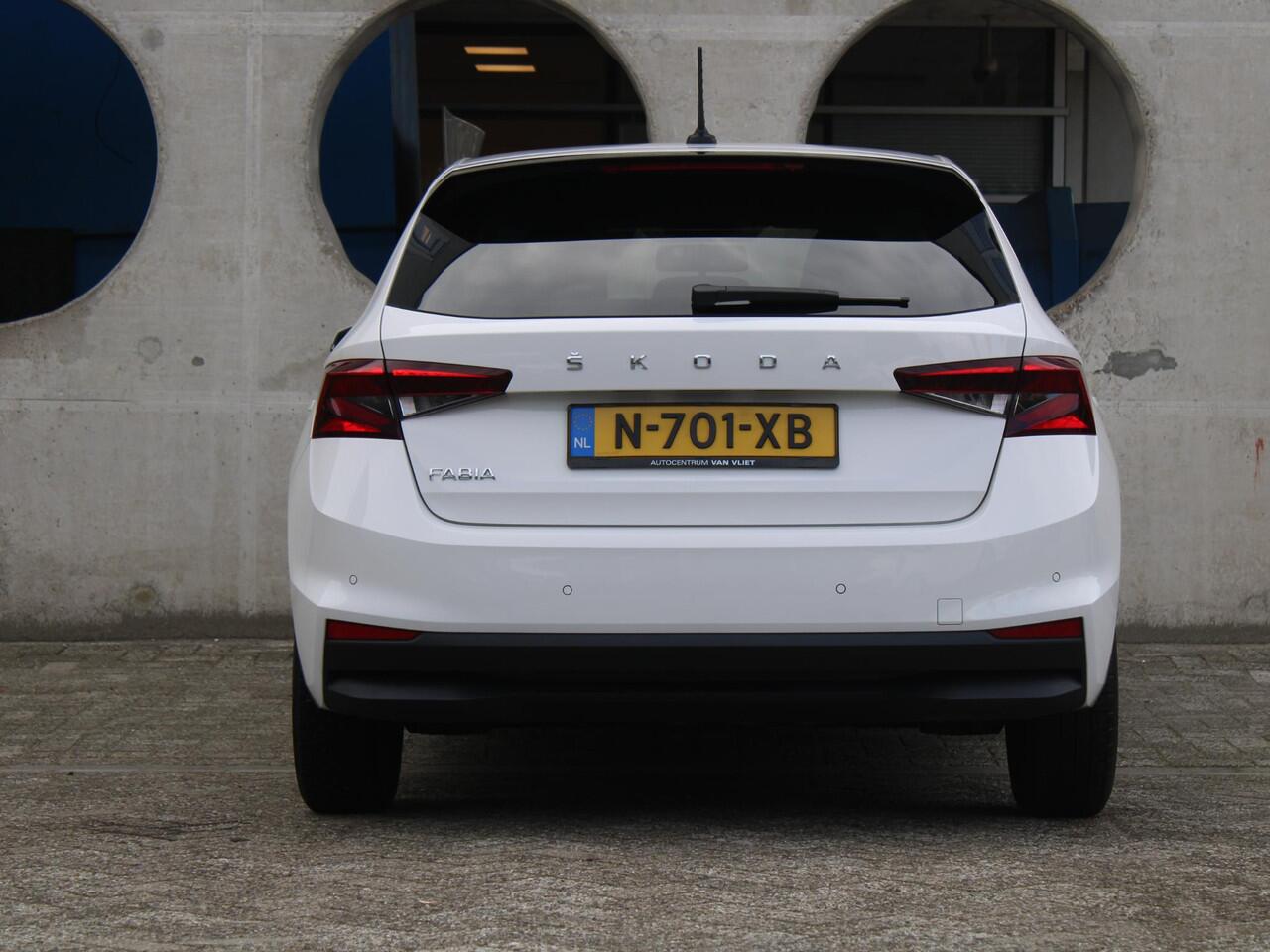 Skoda FABIA 1.0 TSI Ambition | APPLE CARPLAY |