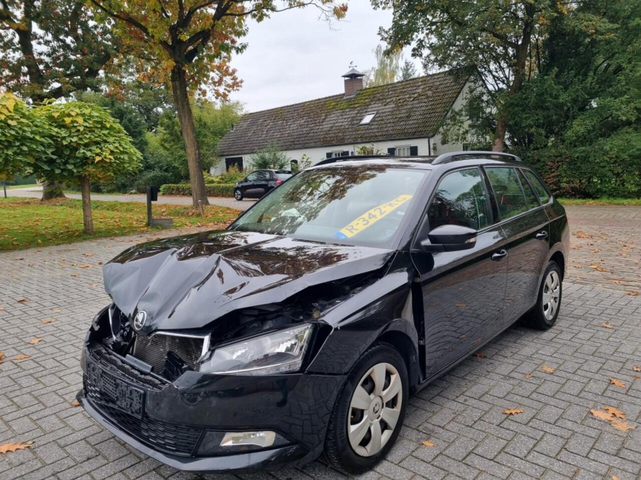Skoda FABIA Combi 1.0 TSI DSG Ambition