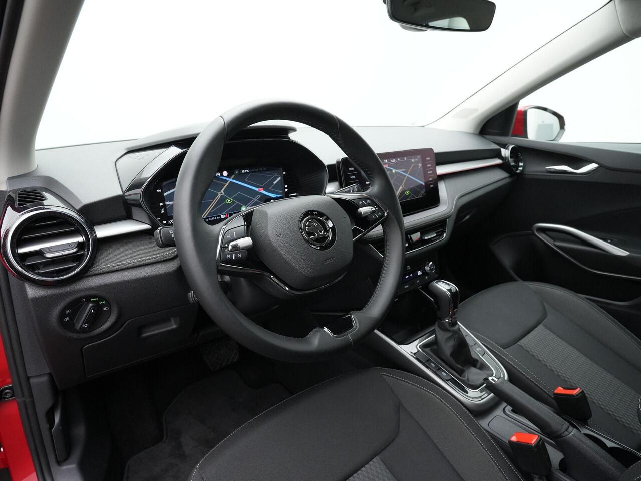 Skoda FABIA 1.0 TSI 110 pk Style | Adaptive Cruise | Navigatie | Parkeersensoren voor/achter | Keyless Entry | Carplay