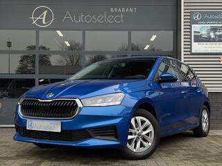 skoda-fabia-1.0-mpi-ambition-led-ca