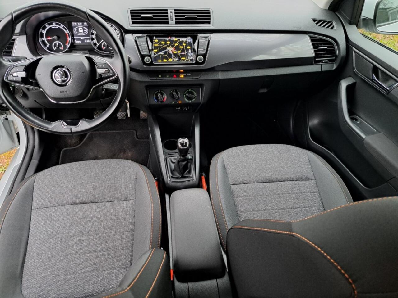 Skoda FABIA Combi 1.0 TSI 95 Pk Business Edition Trekhaak, Nav. Pdc, Airco