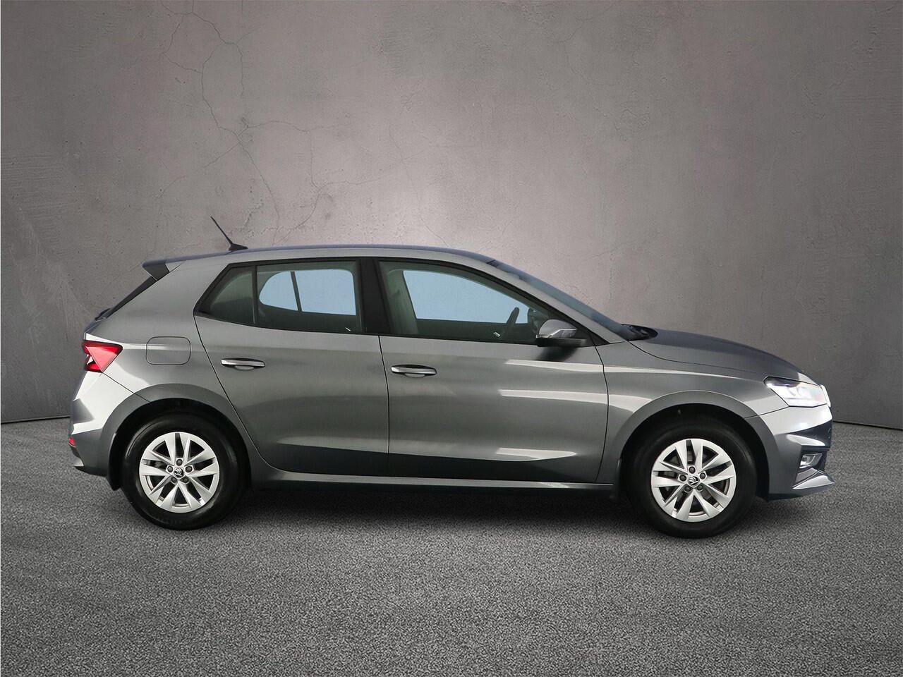 Skoda FABIA Ambition 1.0 TSI 110pk DSG Automaat Cruise control, Parkeersensoren, Airco, Stoelverwarming, DAB, Radio, App connect, LED koplampen