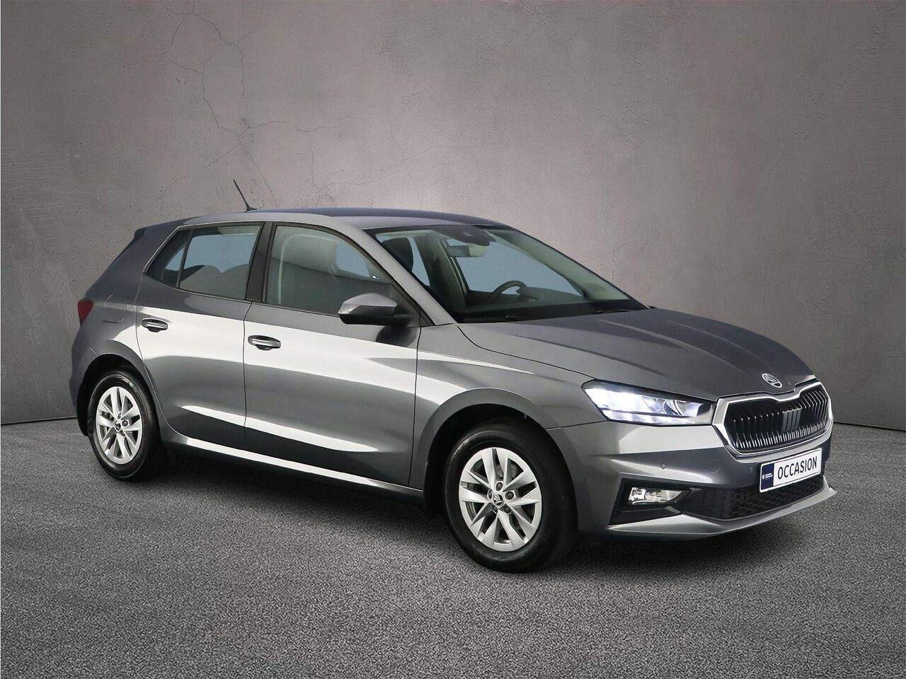 Skoda FABIA Ambition 1.0 TSI 110pk DSG Automaat Cruise control, Parkeersensoren, Airco, Stoelverwarming, DAB, Radio, App connect, LED koplampen