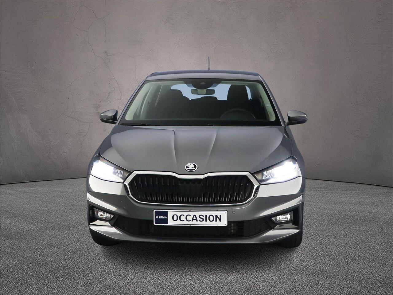 Skoda FABIA Ambition 1.0 TSI 110pk DSG Automaat Cruise control, Parkeersensoren, Airco, Stoelverwarming, DAB, Radio, App connect, LED koplampen