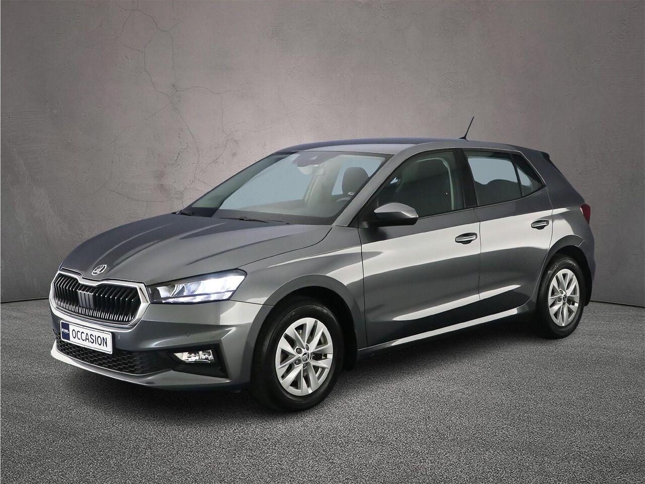 Skoda FABIA Ambition 1.0 TSI 110pk DSG Automaat Cruise control, Parkeersensoren, Airco, Stoelverwarming, DAB, Radio, App connect, LED koplampen