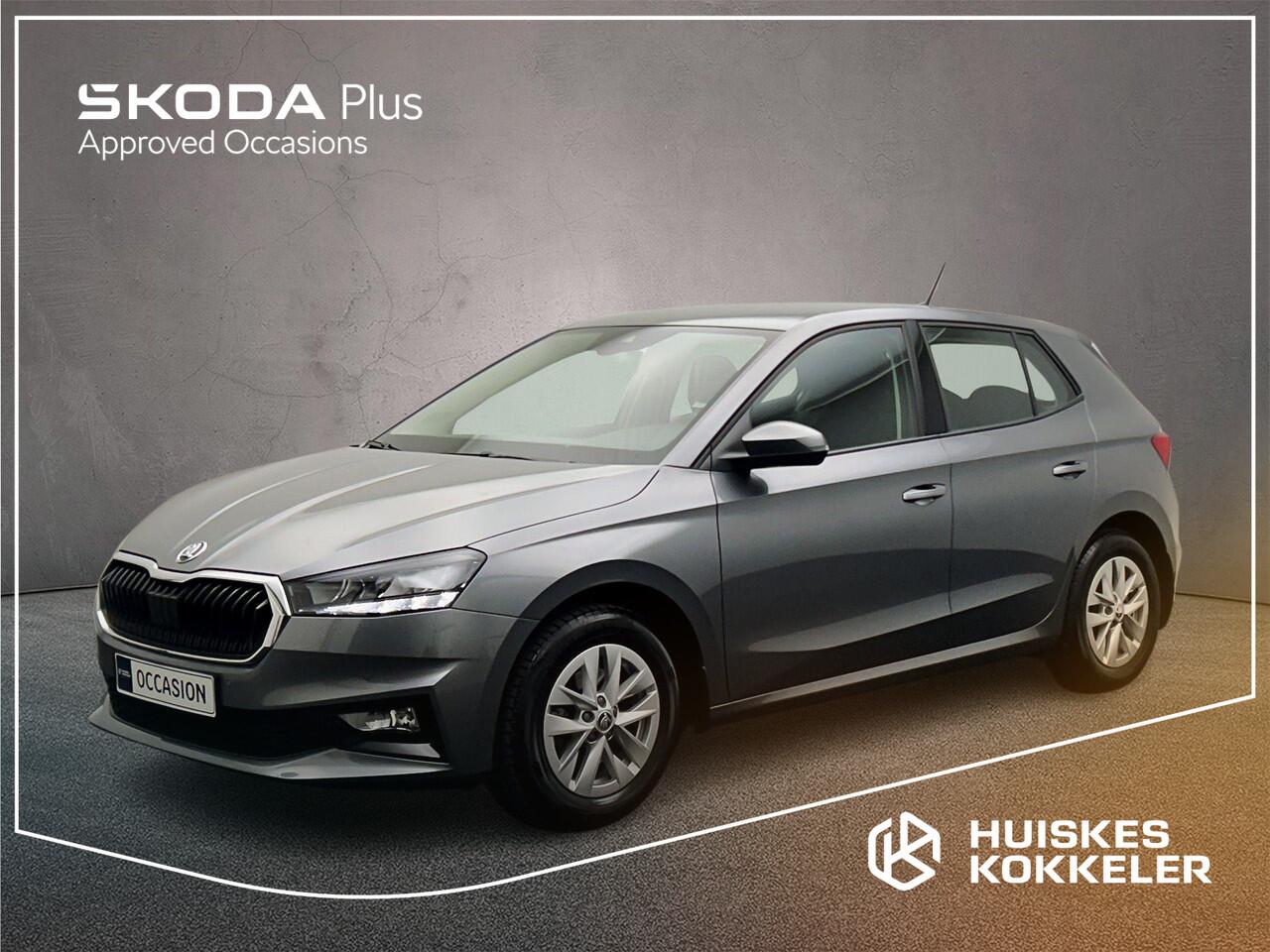 Skoda FABIA Ambition 1.0 TSI 110pk DSG Automaat Cruise control, Parkeersensoren, Stoelverwarming, Airco, DAB, Radio, Bluetooth, App connect, LED koplampen