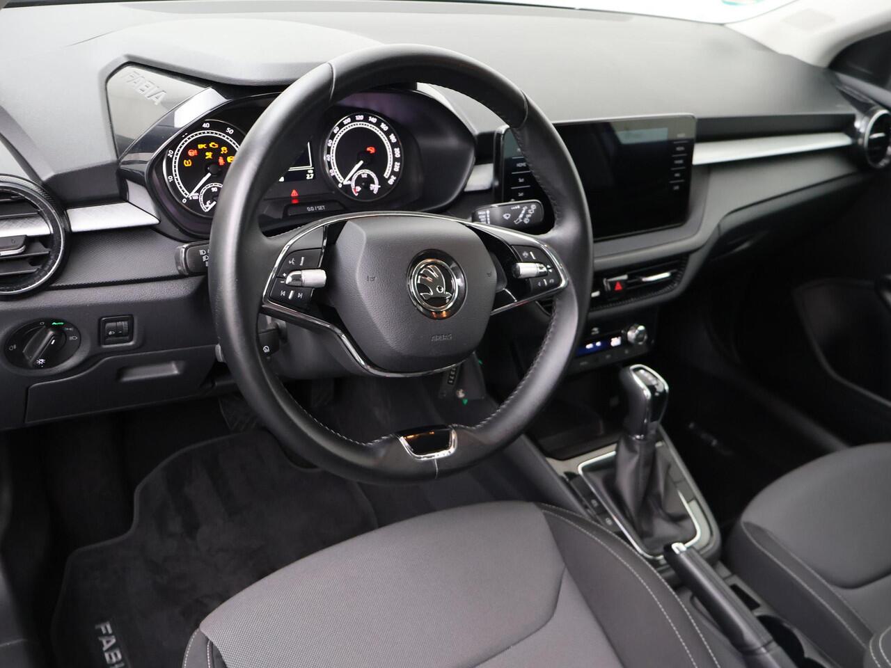 Skoda FABIA 1.0 TSI Ambition | 110 PK | Automaat | Climate control | Navigatiesysteem |