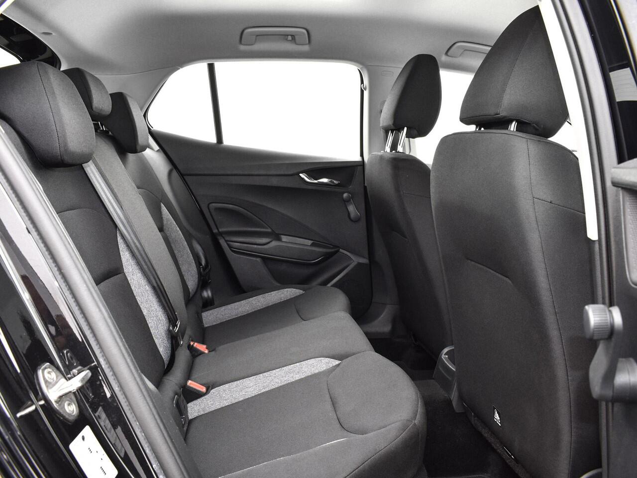 Skoda FABIA 1.0 TSI 95pk Active · Apple/Android Car Play · Cruise Control · Airco · DAB · 15'' Inch · Garantie t/m 06-03-2027 of 100.000km