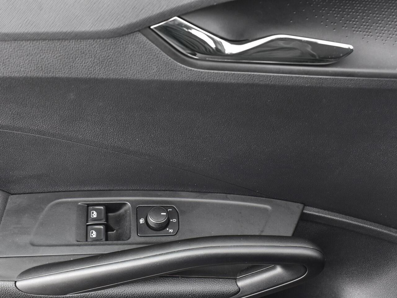 Skoda FABIA 1.0 TSI 95pk Active · Apple/Android Car Play · Cruise Control · Airco · DAB · 15'' Inch · Garantie t/m 06-03-2027 of 100.000km