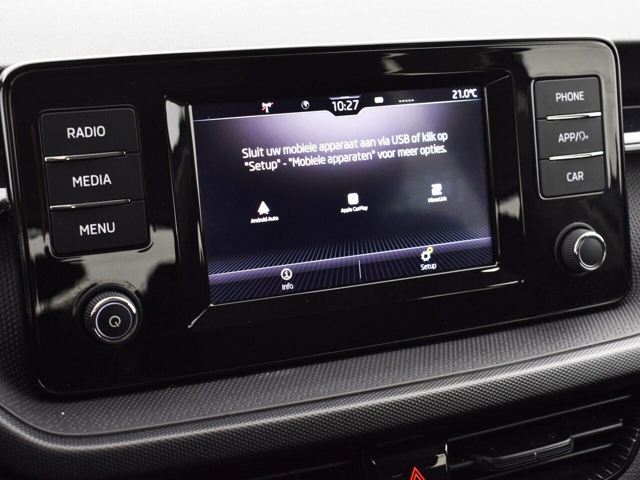 Skoda FABIA 1.0 TSI 95pk Active · Apple/Android Car Play · Cruise Control · Airco · DAB · 15'' Inch · Garantie t/m 06-03-2027 of 100.000km