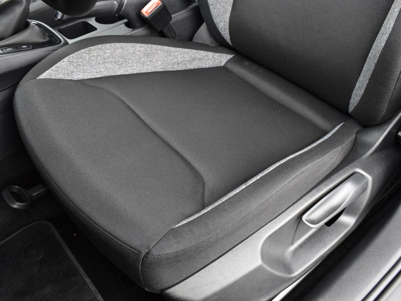 Skoda FABIA 1.0 TSI 95pk Active · Apple/Android Car Play · Cruise Control · Airco · DAB · 15'' Inch · Garantie t/m 06-03-2027 of 100.000km