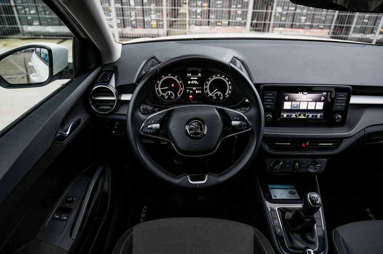 Skoda FABIA 1.0 TSI Ambition | AIRCO | CRUISE | PDC | FULL LED | ALL SEASON BANDEN