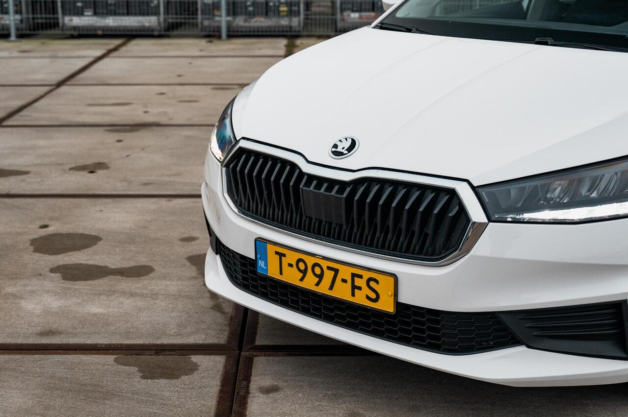 Skoda FABIA 1.0 TSI Ambition | AIRCO | CRUISE | PDC | FULL LED | ALL SEASON BANDEN