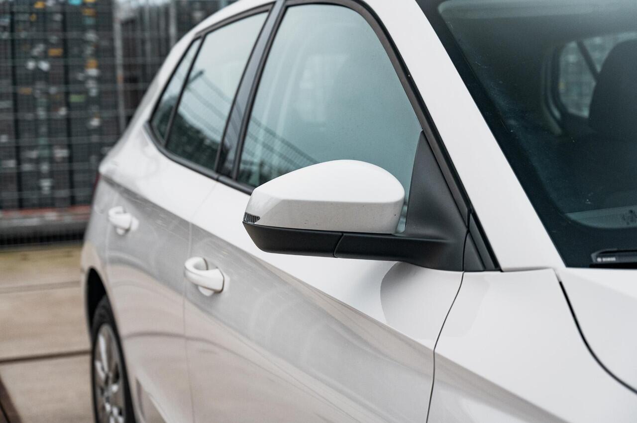 Skoda FABIA 1.0 TSI Ambition | AIRCO | CRUISE | PDC | FULL LED | ALL SEASON BANDEN