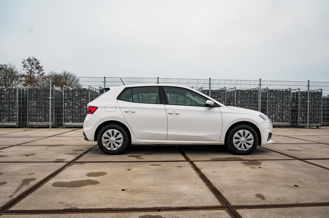 Skoda FABIA 1.0 TSI Ambition | AIRCO | CRUISE | PDC | FULL LED | ALL SEASON BANDEN