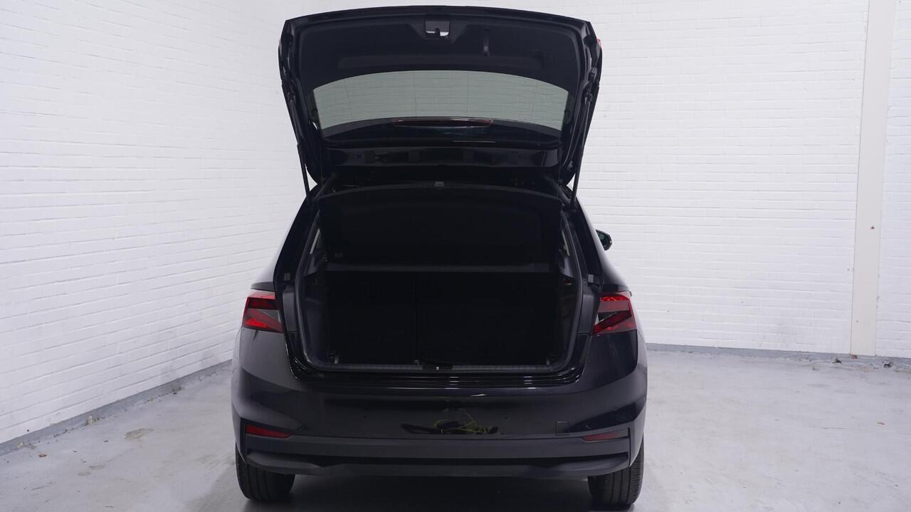 Skoda FABIA 1.0 TSI 110 pk DSG Aut. Ambition Aut. Airco, Apple Carplay, LED Koplampen, PDC achter