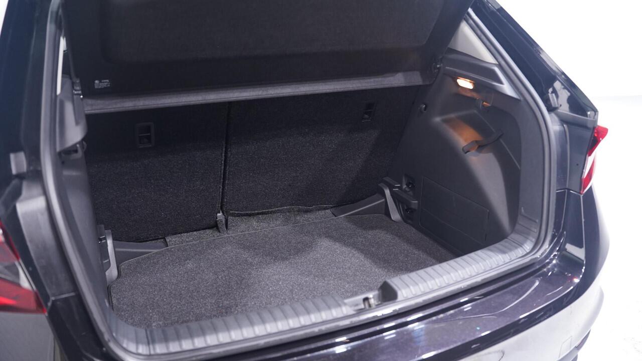 Skoda FABIA 1.0 TSI 110 pk DSG Aut. Ambition Aut. Airco, Apple Carplay, LED Koplampen, PDC achter