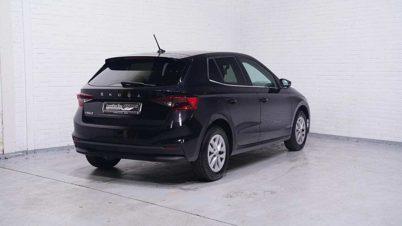 Skoda FABIA 1.0 TSI 110 pk DSG Aut. Ambition Aut. Airco, Apple Carplay, LED Koplampen, PDC achter