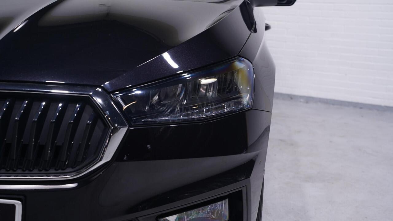 Skoda FABIA 1.0 TSI 110 pk DSG Aut. Ambition Aut. Airco, Apple Carplay, LED Koplampen, PDC achter