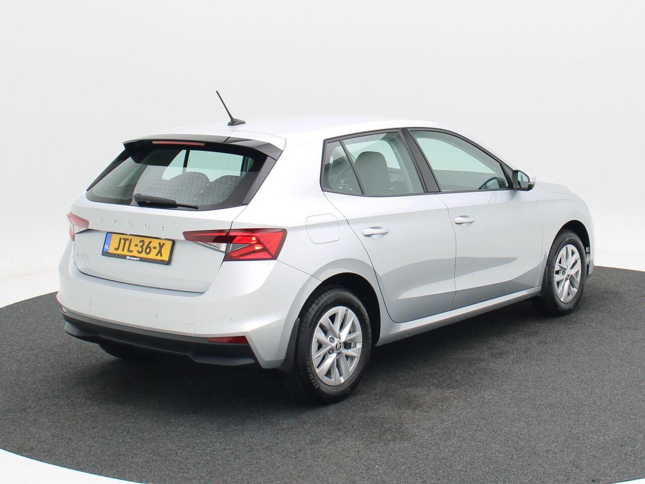 Skoda FABIA 1.0 TSi 110 Pk Automaat Business Edition | Cruise Control | Climate Control | Parkeersensoren | Stoelverwarming | Bluetooth | Carplay | 15 Inch | 33.912 Km!!