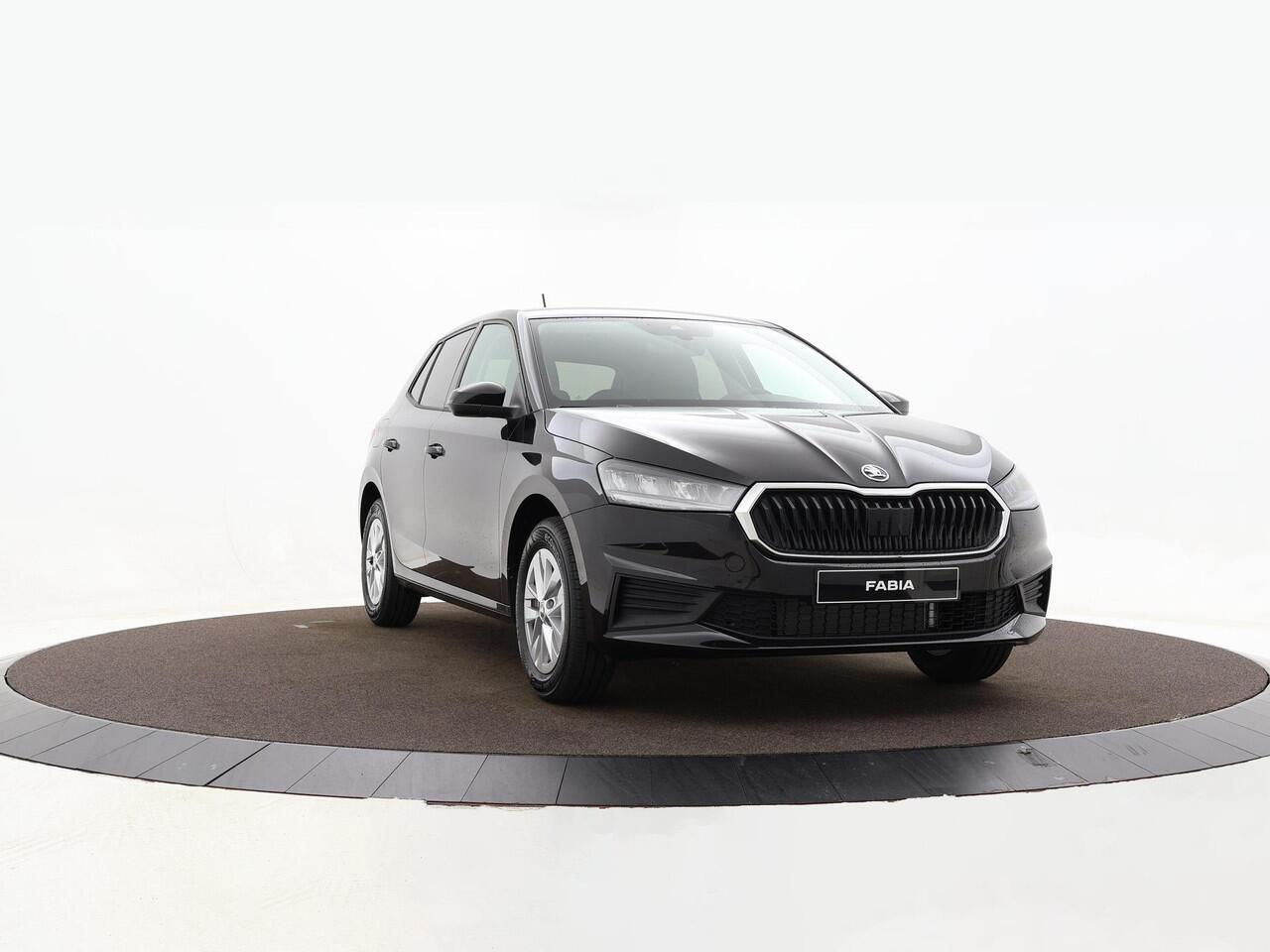 Skoda FABIA Selection 1.0 70 kW / 95 pk TSI Hatchback 5 versn. Hand Lichtmetalen Velgen | Apple carplay/ android auto |