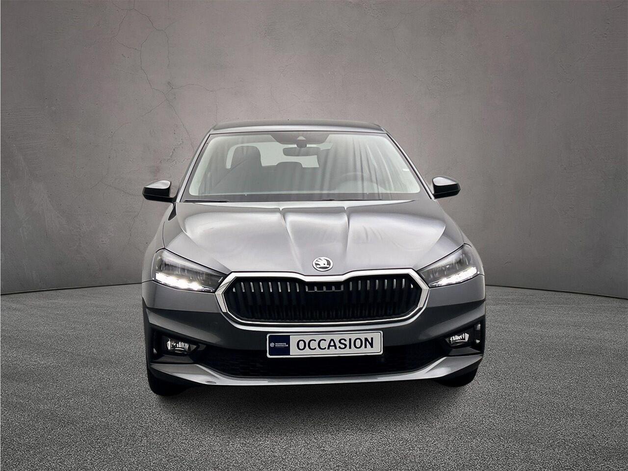 Skoda FABIA Essence 1.0 TSI 95pk Snelheidsbegrenzer, Parkeersensor achter, Airco, Bluetooth, DAB, Radio, LED koplampen