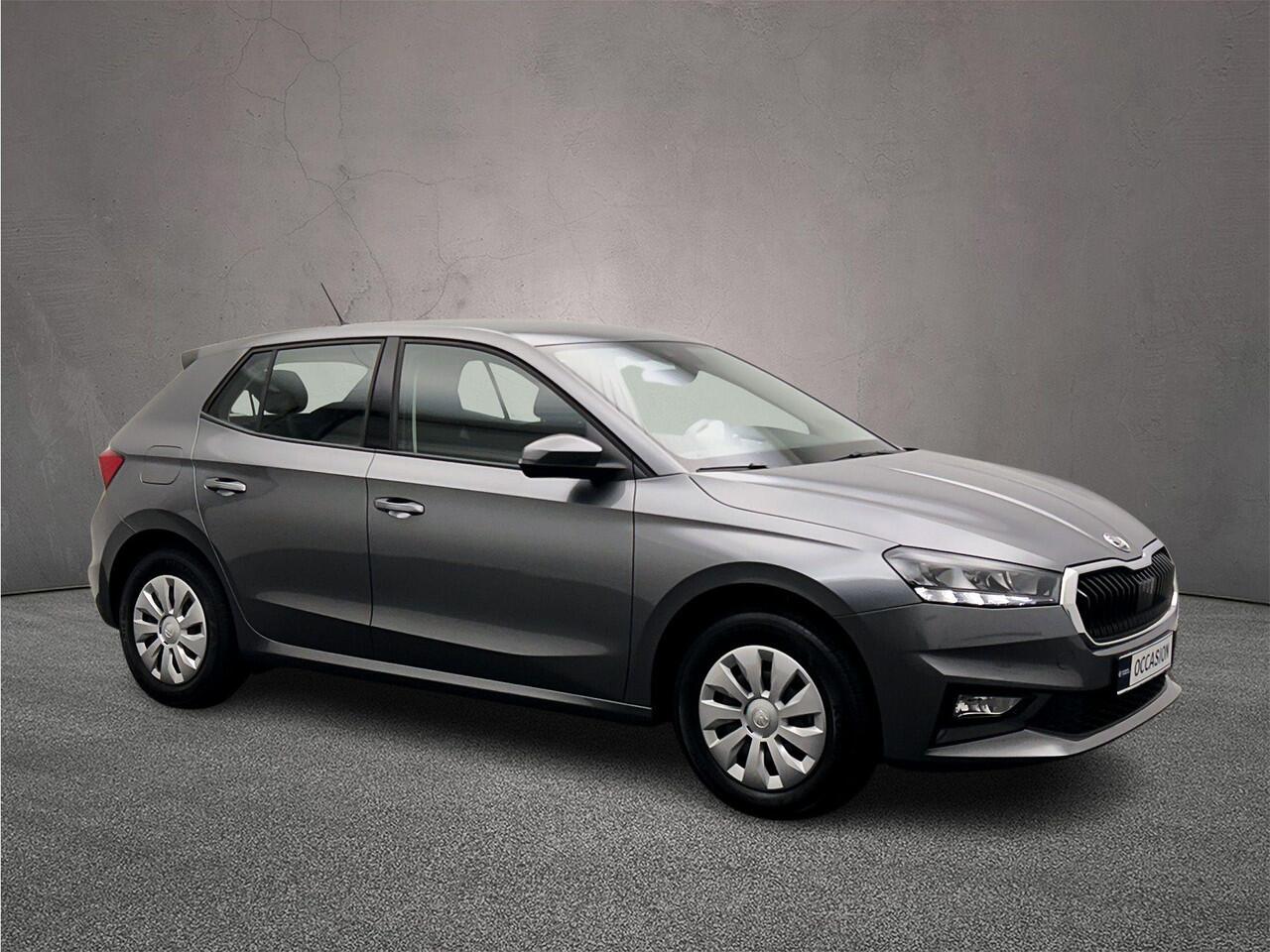 Skoda FABIA Essence 1.0 TSI 95pk Snelheidsbegrenzer, Parkeersensor achter, Airco, Bluetooth, DAB, Radio, LED koplampen