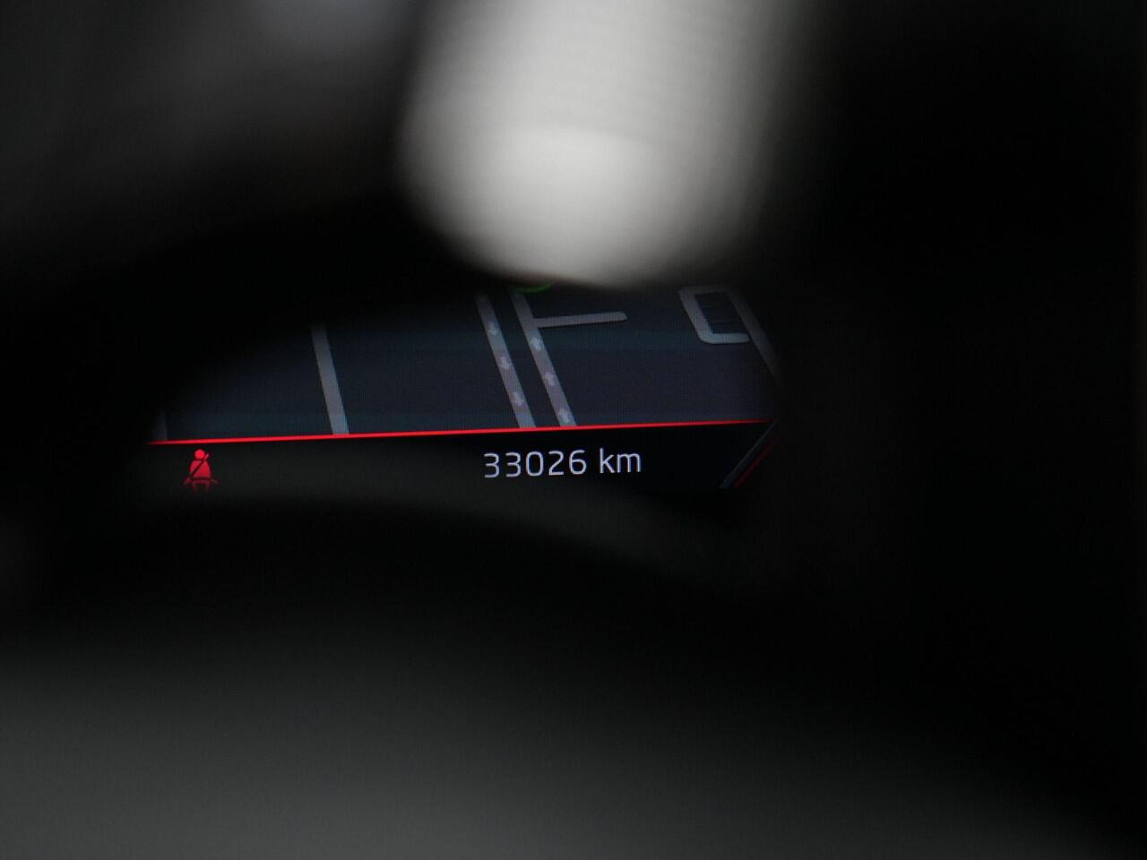 Skoda FABIA 1.0 TSI 95 pk Monte Carlo | Navigatie | Parkeersensoren achter | Virtual Cockpit | Keyless