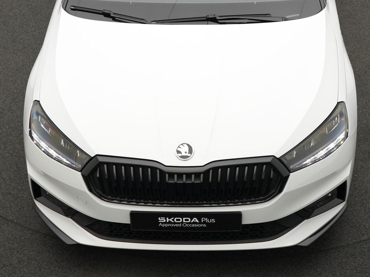 Skoda FABIA 1.0 TSI 95 pk Monte Carlo | Navigatie | Parkeersensoren achter | Climatronic | Carplay