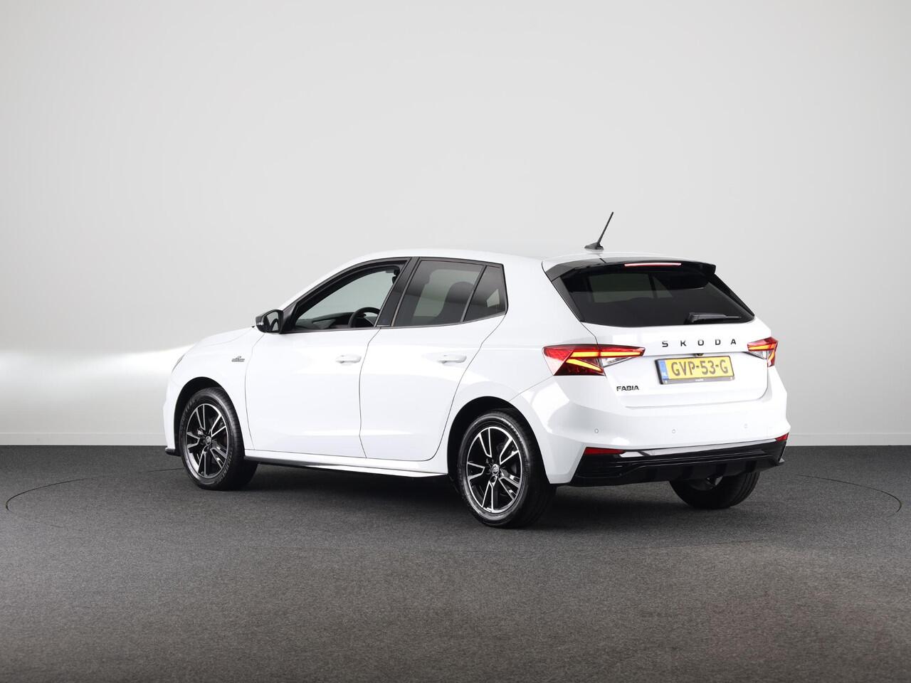 Skoda FABIA 1.0 TSI Monte Carlo 115 pk Automaat (DSG) | Adaptive Cruise Control | Navigatie via App | Parkeersensoren | Achteruitrijcamera | LED koplampen |