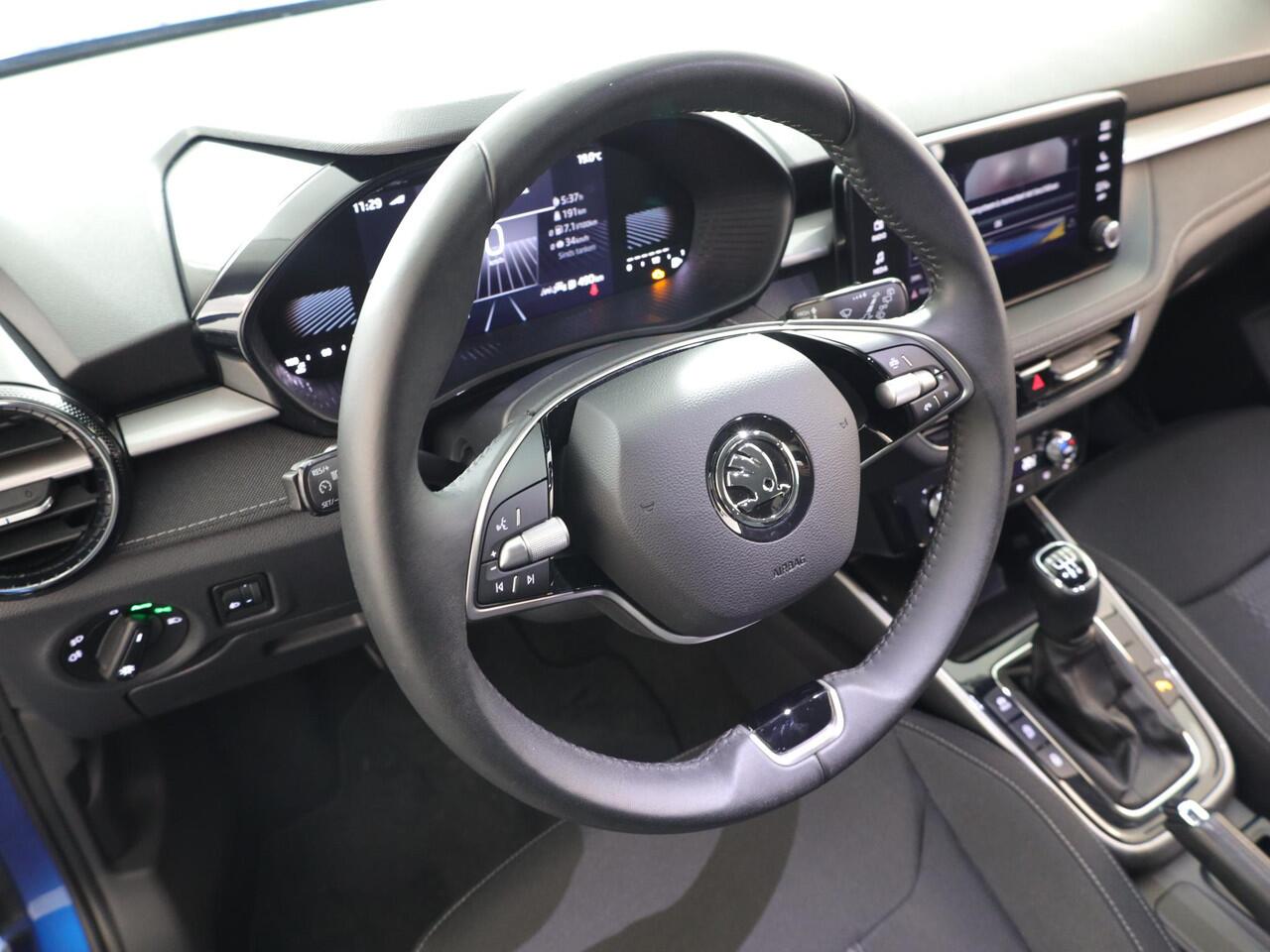 Skoda FABIA 1.0 TSI Business Edition 95 pk | Verlengde garantie | Navigatie via App | Parkeersensoren | Achteruitrijcamera | Stoelverwarming |