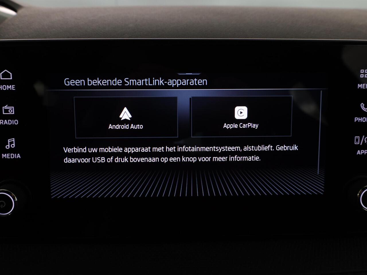 Skoda FABIA 1.0 TSI Monte Carlo 95pk | Verlengde garantie | Stoelverwarming | Achteruitrijcamera | Lichtmetalen velgen