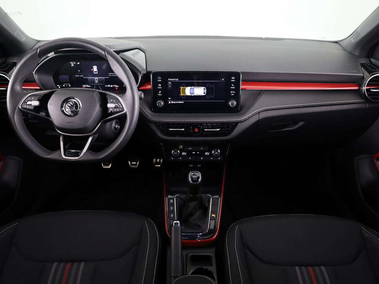 Skoda FABIA 1.0 TSI Monte Carlo 95 pk | Verlengde garantie | Navigatie via App | Parkeersensoren | Achteruitrijcamera | Stoelverwarming |