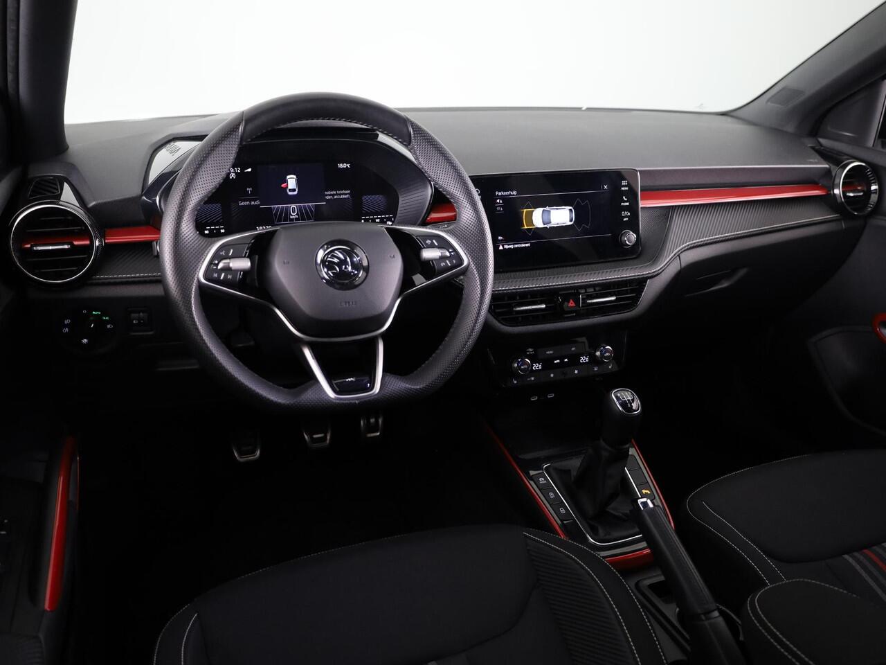 Skoda FABIA 1.0 TSI Monte Carlo 95 pk | Verlengde garantie | Navigatie via App | Parkeersensoren | Achteruitrijcamera | Stoelverwarming |