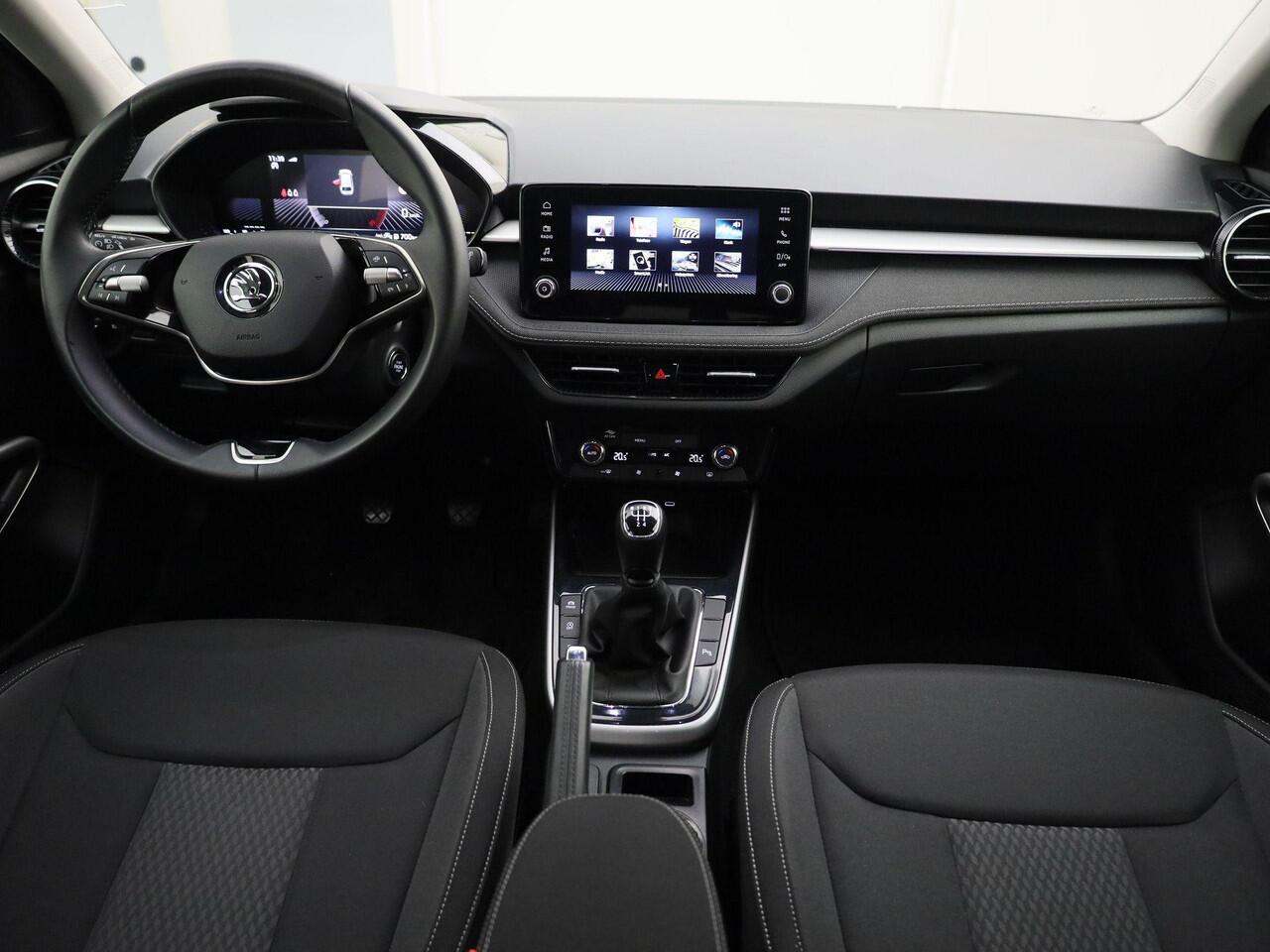 Skoda FABIA 1.0TSI/95PK Business Edition · Apple/Android Car Play · Camera + Parkeersensoren · Keyless · Garantie t/m 13-10-2028 of 100.000km