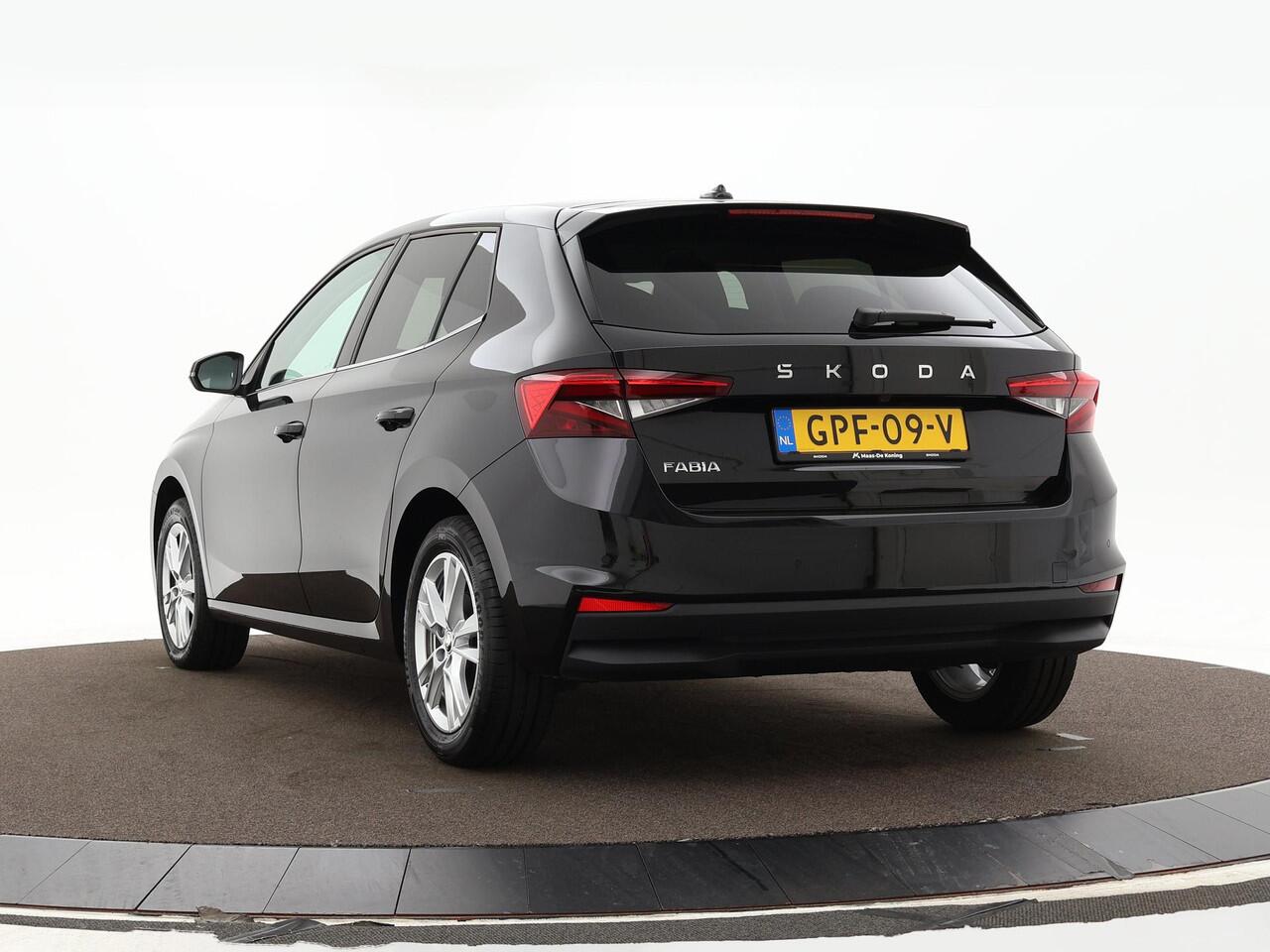 Skoda FABIA 1.0 TSI 115pk DSG Business Edition · Apple/Android Car Play · Camera · P-Sensoren · Cruise Control · Keyless · 16'' Inch · Garantie t/m 27-10-2028 of 100.000km