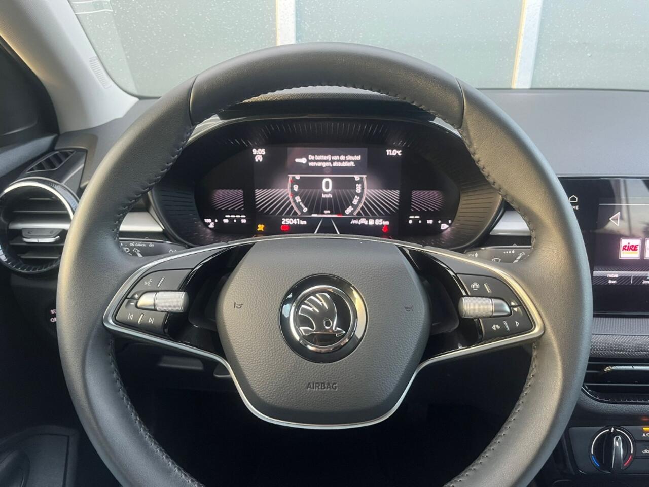 Skoda FABIA 1.0 MPI 80pk Business Edition | Carplay