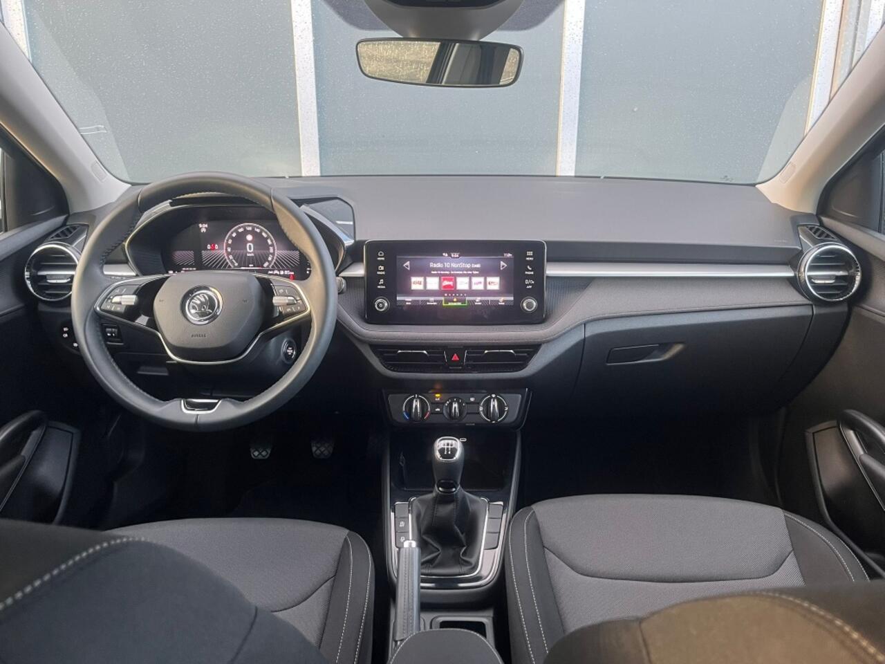 Skoda FABIA 1.0 MPI 80pk Business Edition | Carplay