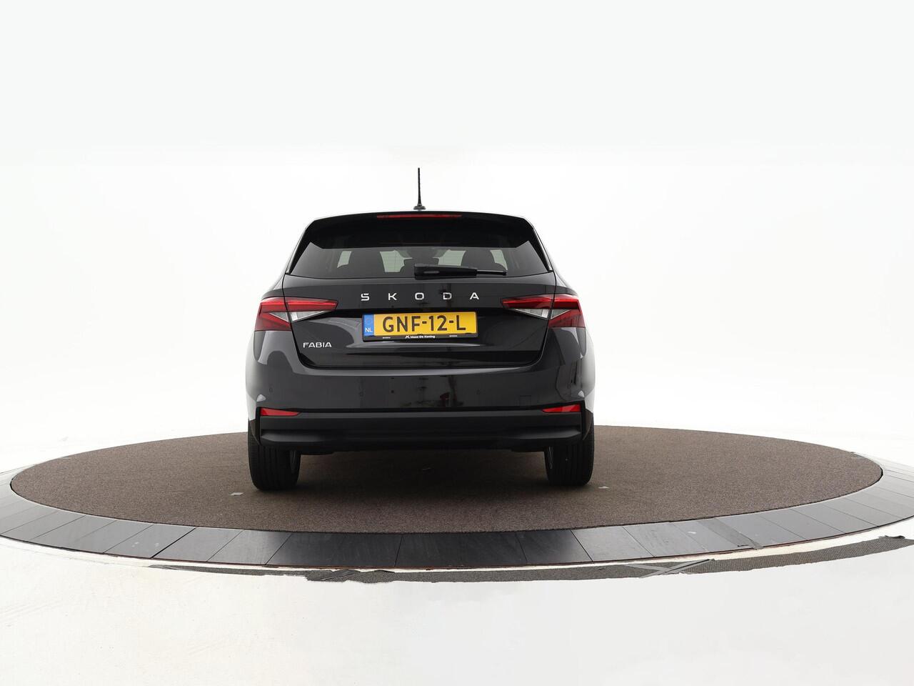 Skoda FABIA 1.0 TSI 115pk DSG Business Edition · Camera · Apple/Android Car Play · Cruise Control · Keyless · P-Sensoren · 16'' Inch · Garantie t/m 13-10-2028 of 100.000km