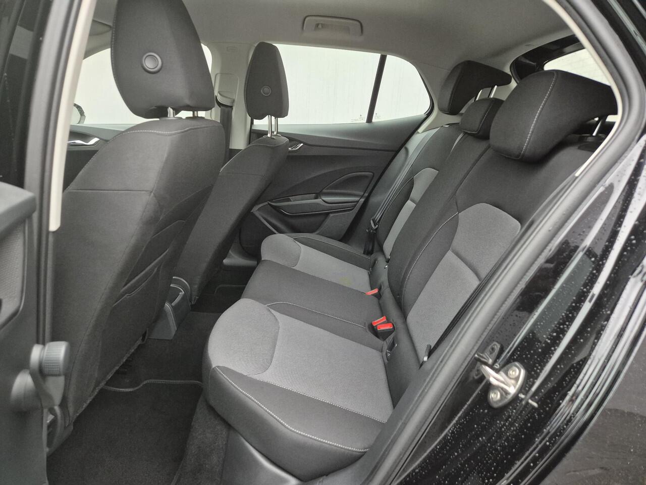 Skoda FABIA 1.0 TSI Business Edition DSG Automaat / Virtual Cockpit / Stoelverwarming / Navigatie / Apple Carplay Android /