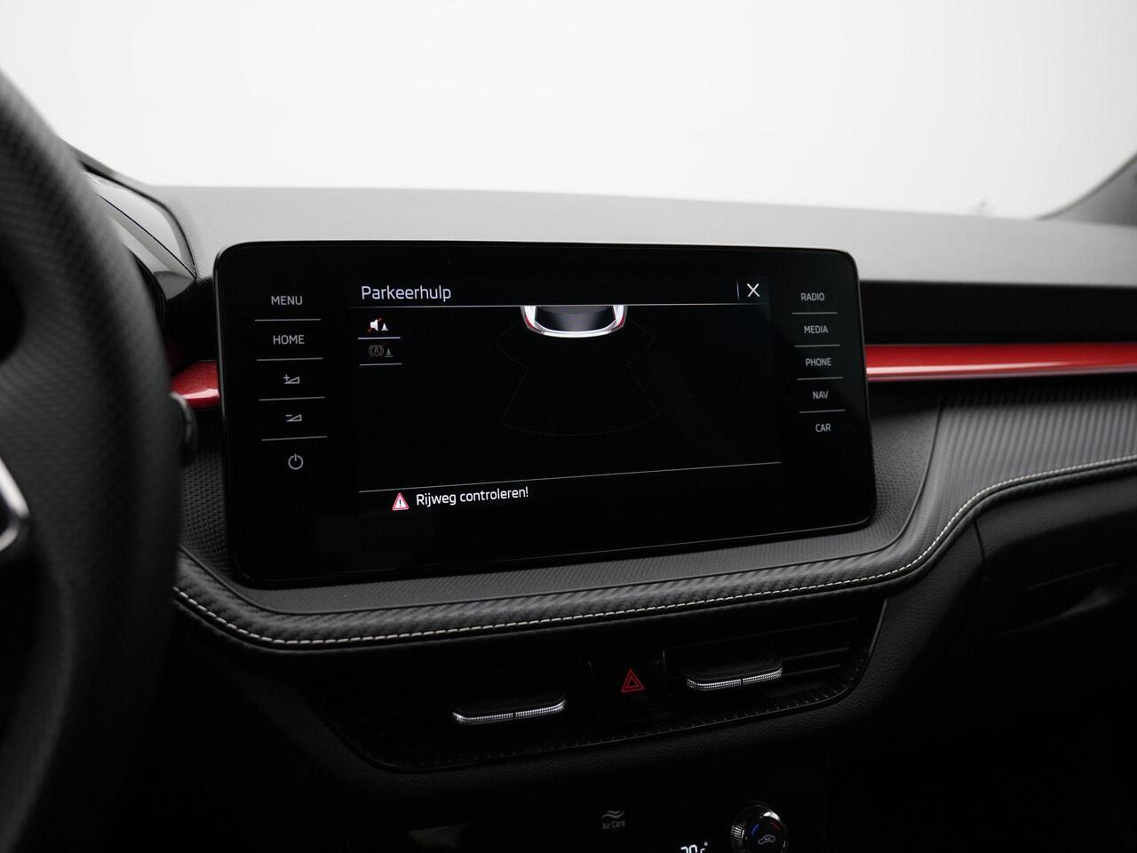 Skoda FABIA 1.0 TSI 95 pk Monte Carlo | Navigatie | Virtual Cockpit | Parkeersensoren achter | Carplay