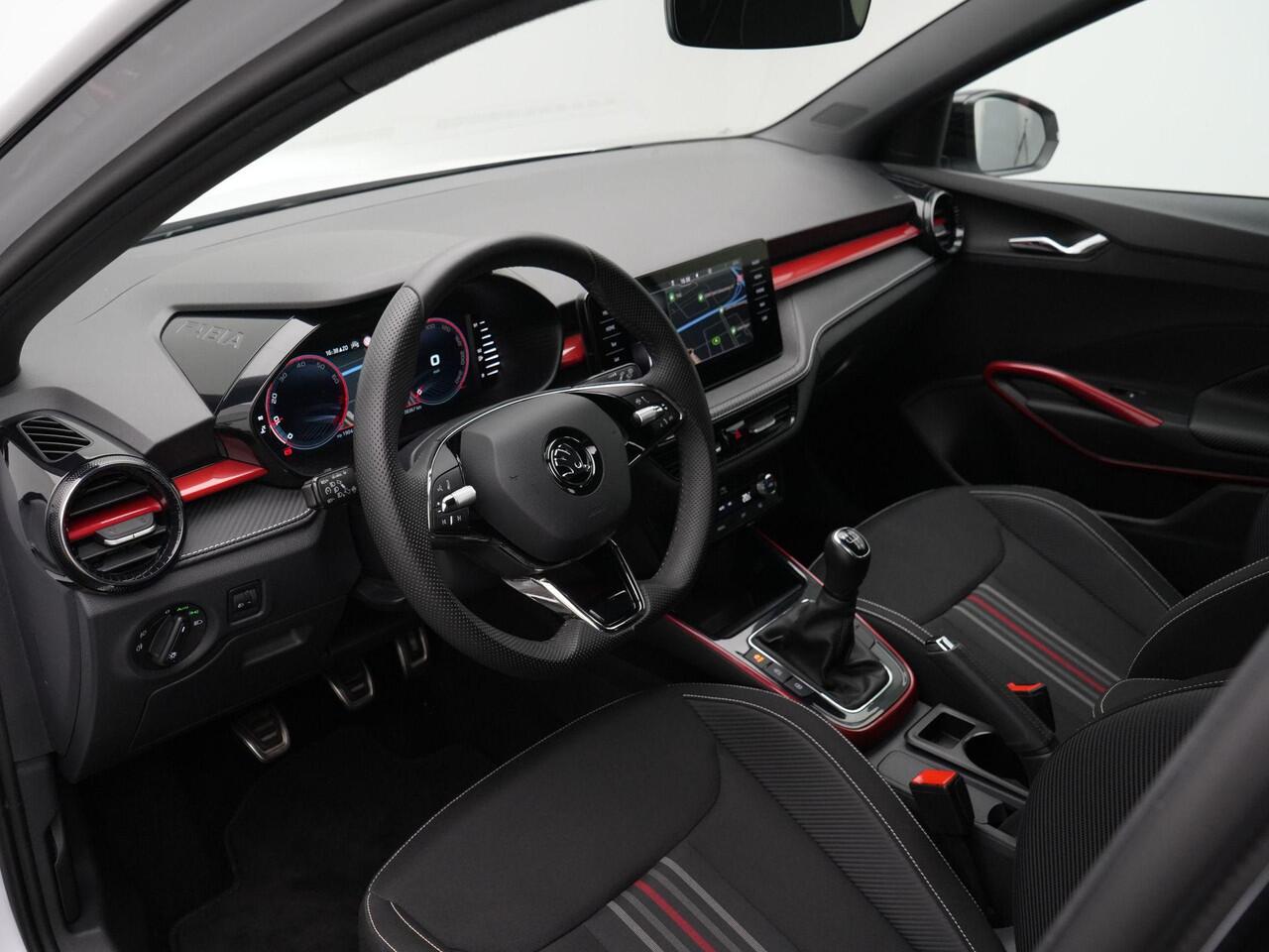 Skoda FABIA 1.0 TSI 95 pk Monte Carlo | Navigatie | Parkeersensoren achter | Climatronic | Carplay